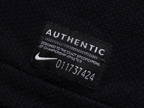 ФК «Барселона» и Nike представляют новую форму сезона 2011-2012