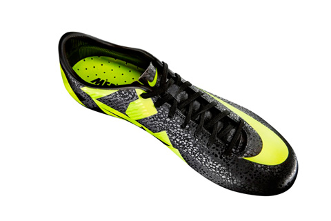 Именные бутсы Криштиану Роналду Nike CR Mercurial Vapor Superfly IIl с принтом Safari «черное на черном».