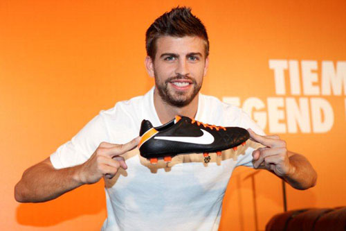 Жерар Пике представил новые бутсы Nike TiempoLegend IV Elite